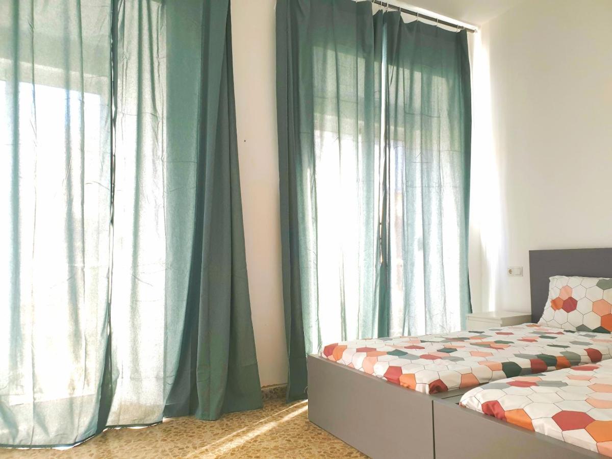 Sunny Malaga Centre Flats, 2 Options, With Balcony Or Terrace Apartment Bagian luar foto