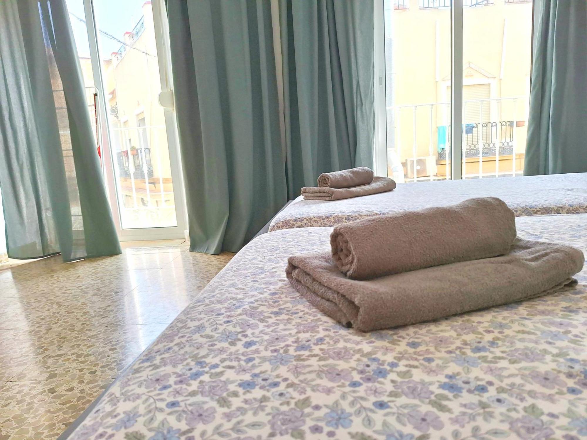Sunny Malaga Centre Flats, 2 Options, With Balcony Or Terrace Apartment Bagian luar foto